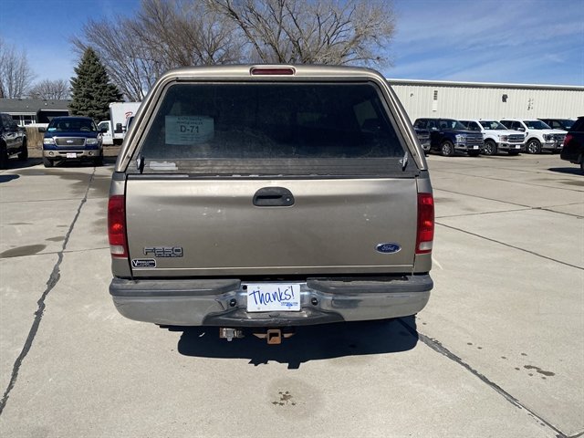 Used 2004 Ford F250 Lariat image 9