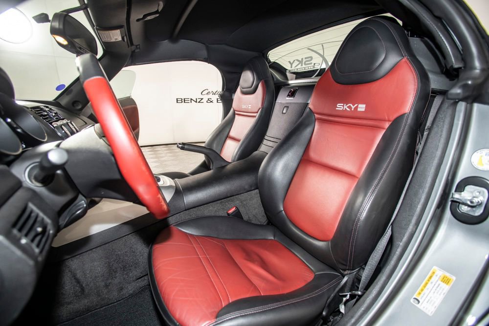 Used 2007 Saturn Sky Red Line image 15