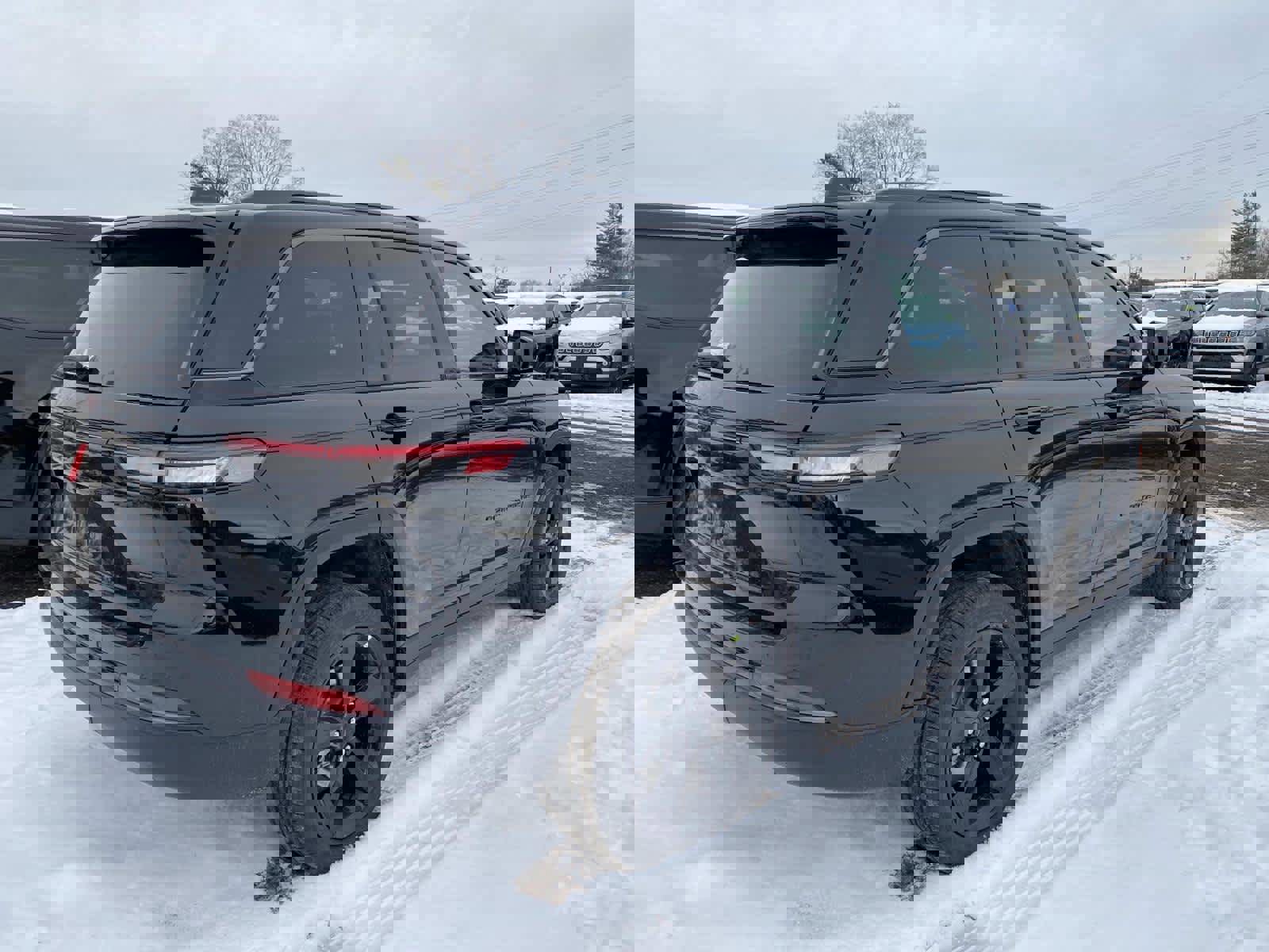 New 2026 Jeep Grand Cherokee Limited w/ Limited Altitude Package image 3