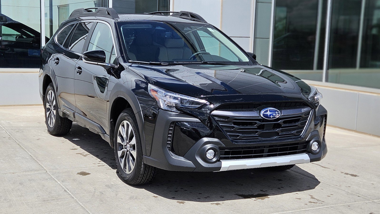New 2025 Subaru Outback Limited image 1