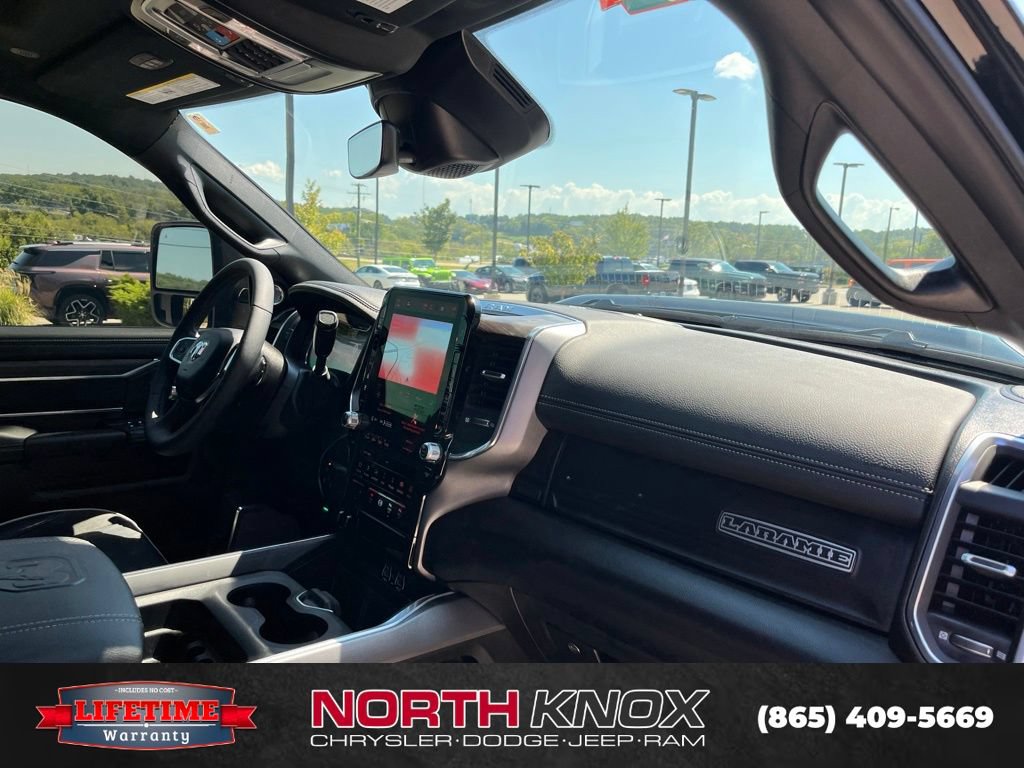New 2026 RAM 2500 Laramie AWD/4WD image 29