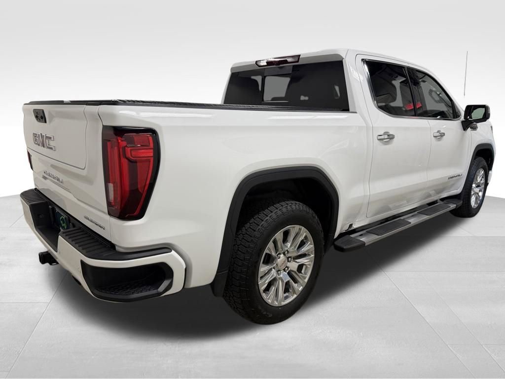 Used 2024 GMC Sierra 1500 Denali AWD/4WD image 10