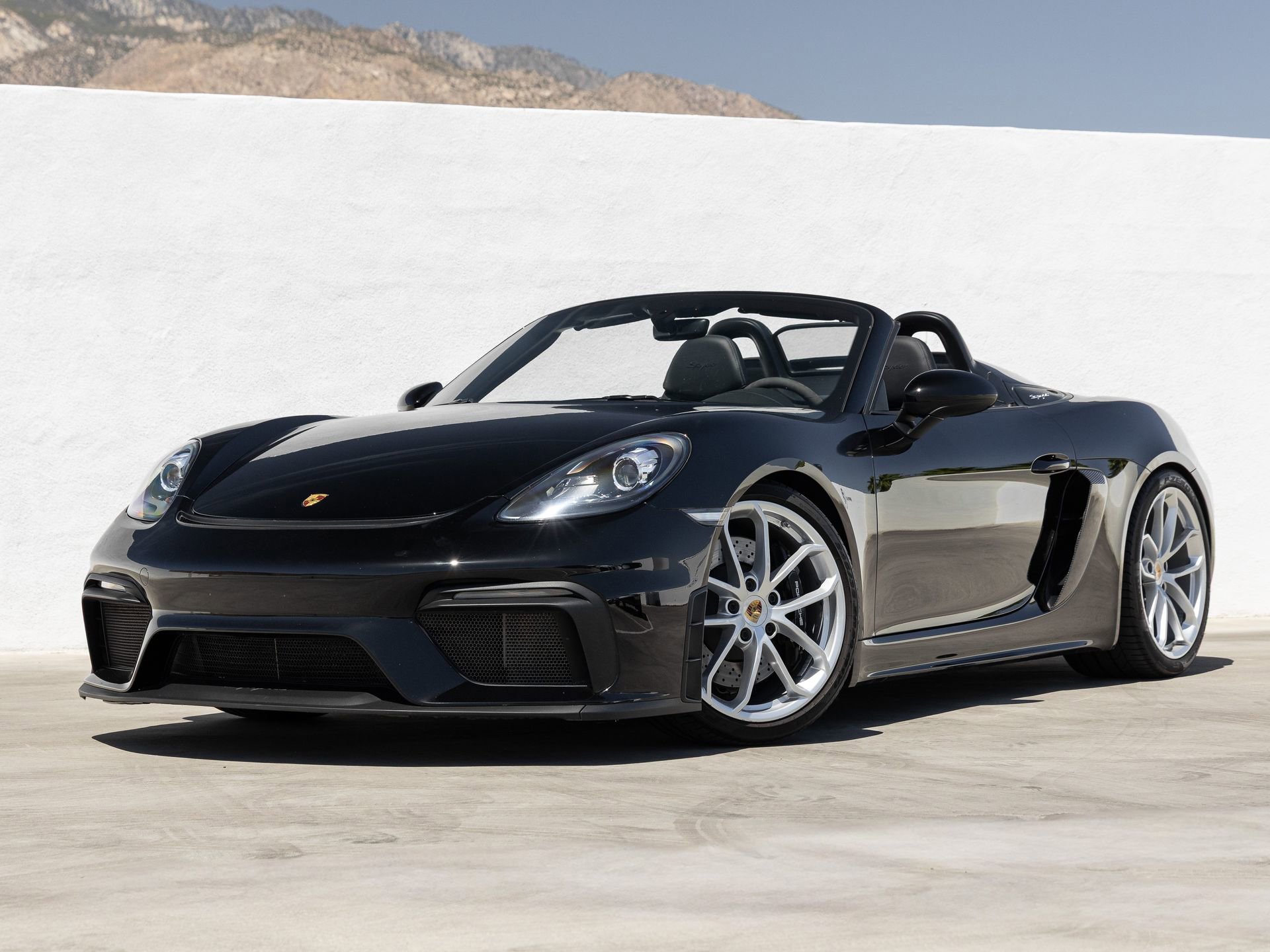 Certified 2022 Porsche 718 Boxster Spyder RWD image 1
