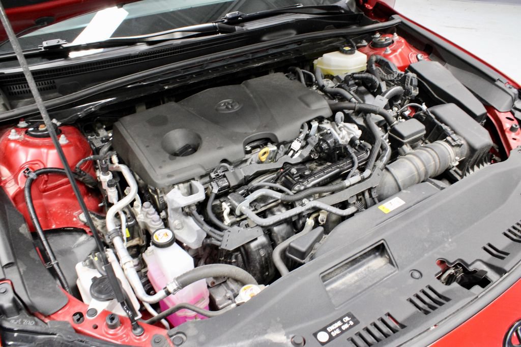 Used 2025 Toyota Camry XLE AWD/4WD image 18
