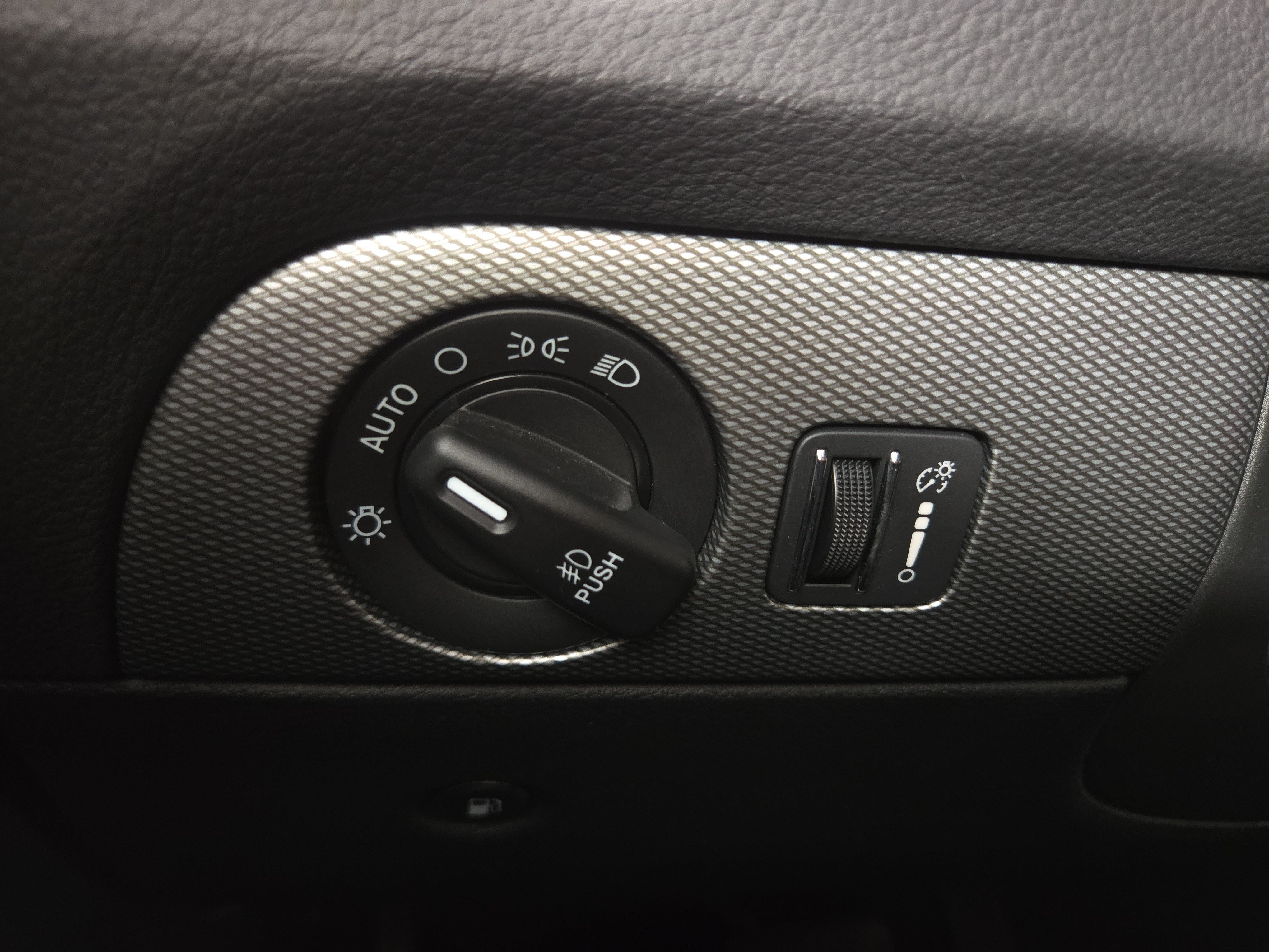 Used 2020 Dodge Durango GT AWD/4WD image 24