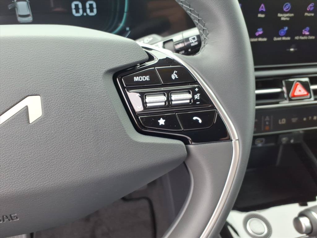 New 2026 Kia Niro EX FWD image 21