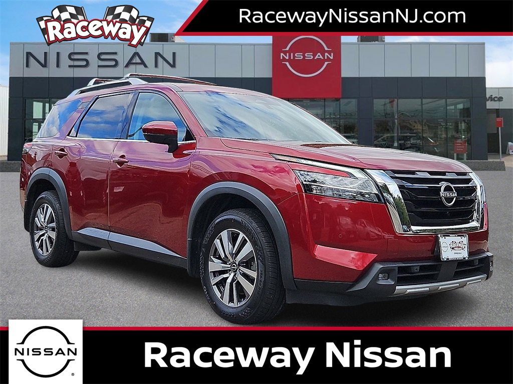 Certified 2022 Nissan Pathfinder SL