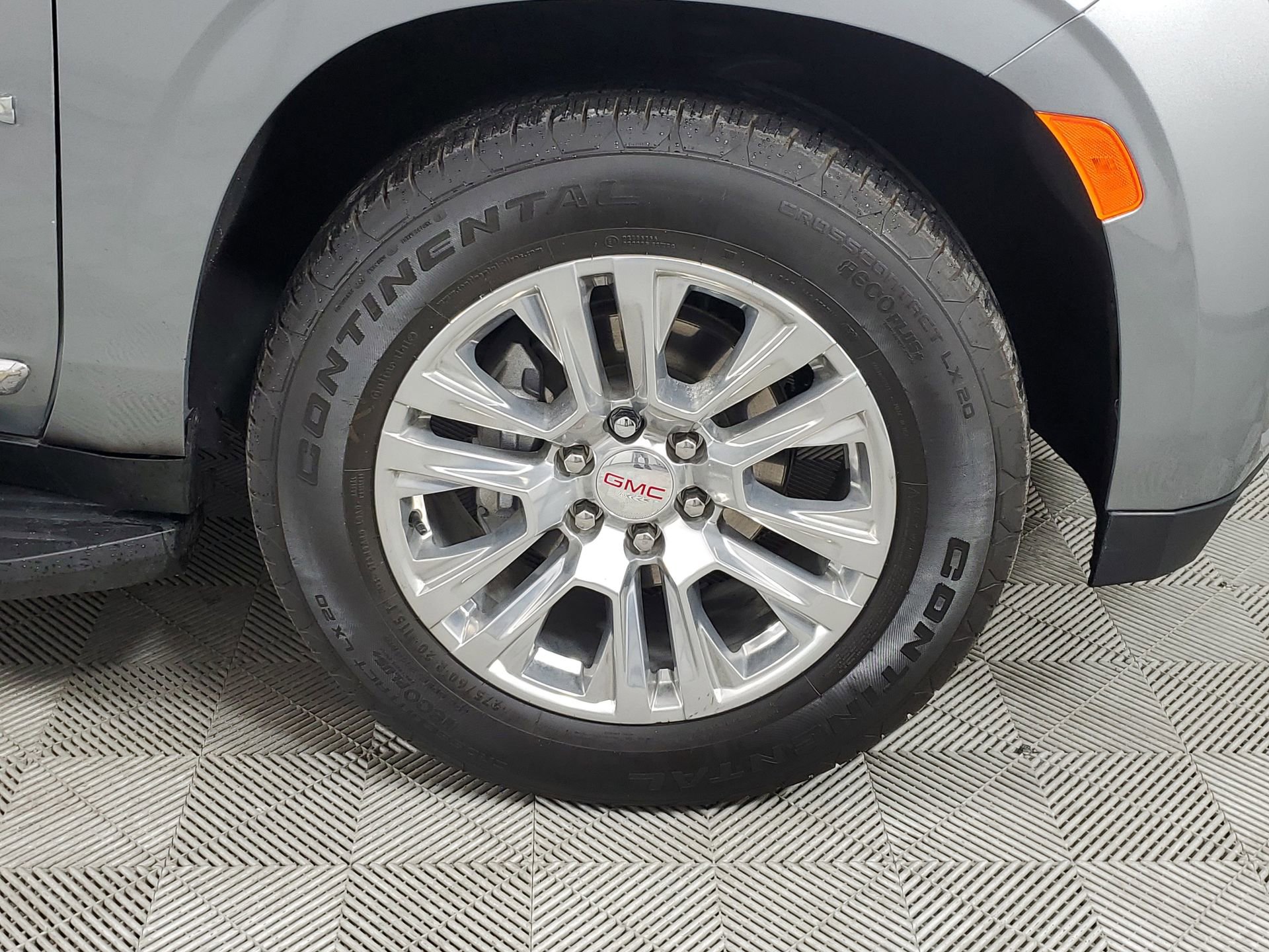 Used 2023 GMC Yukon Denali image 14