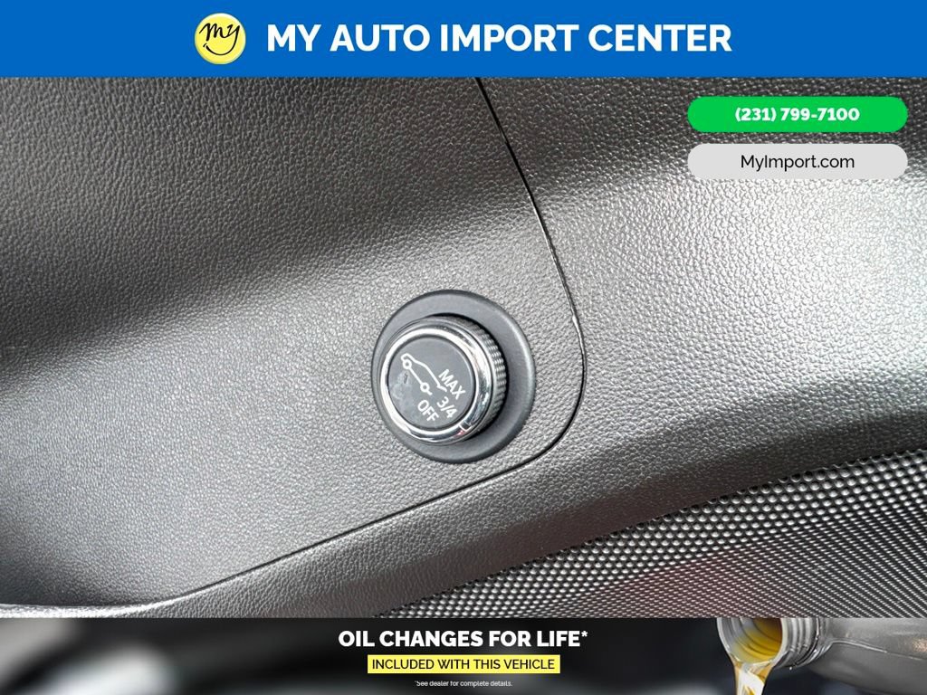 Used 2023 GMC Acadia SLE w/ Driver Convenience Package FWD image 12
