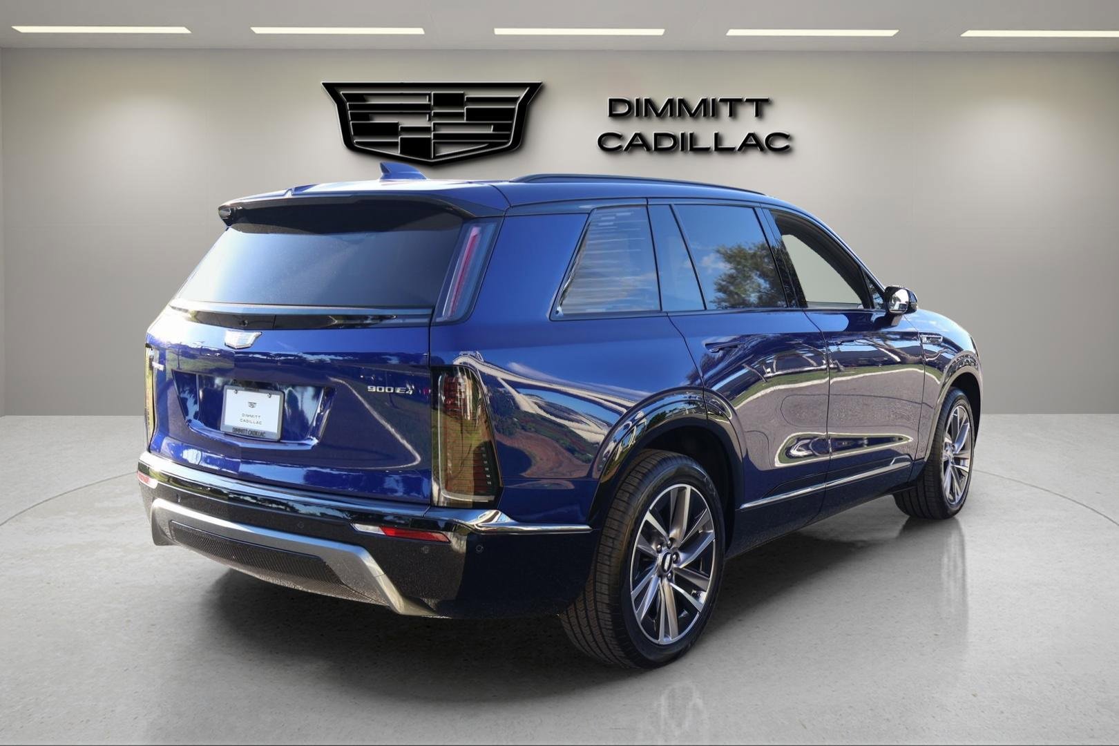 New 2026 Cadillac Vistiq Sport w/ LPO, Floor Liner Package image 5