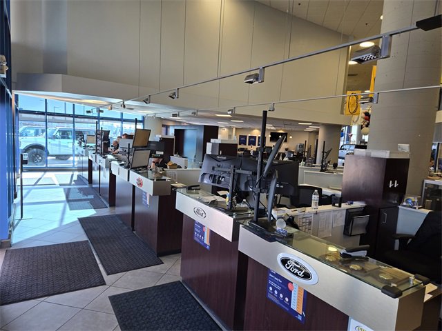 Certified 2022 Ford F150 Lariat image 19