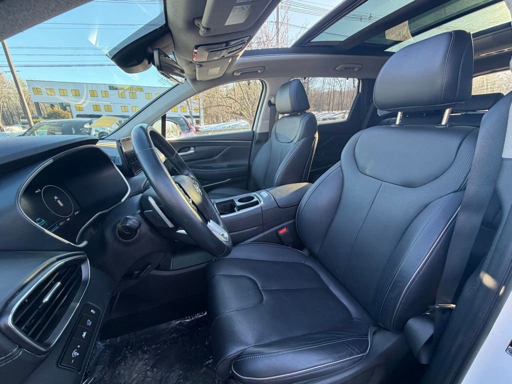 Used 2023 Hyundai Santa Fe Limited w/ Cargo Package image 15