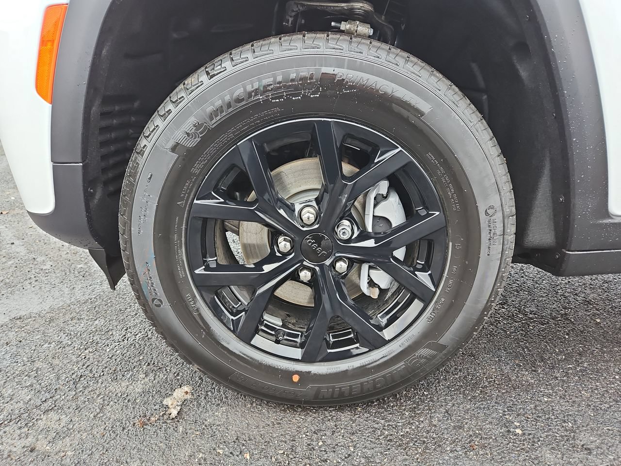 New 2026 Jeep Grand Cherokee Altitude AWD/4WD image 9