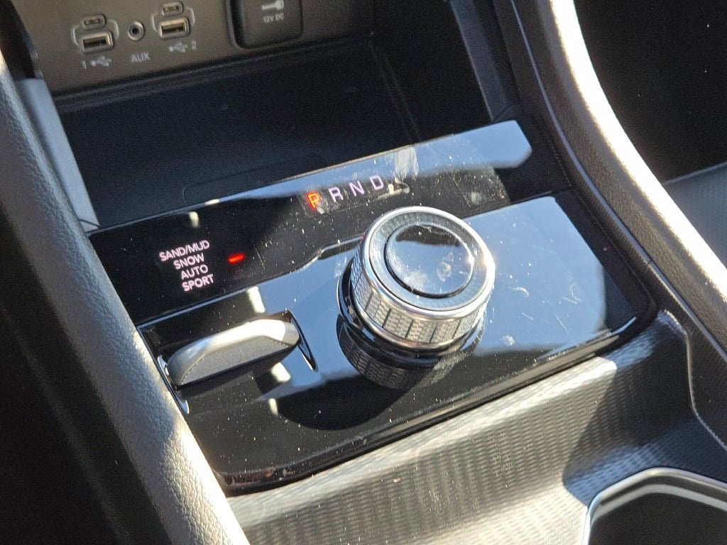 New 2025 Jeep Grand Cherokee Limited w/ Luxury Tech Group II image 28