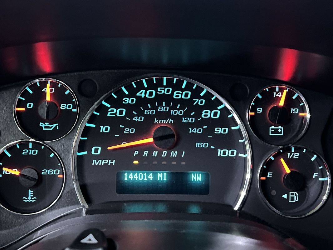 Used 2020 Chevrolet Express 2500 Extended w/ Driver Convenience Package RWD image 18