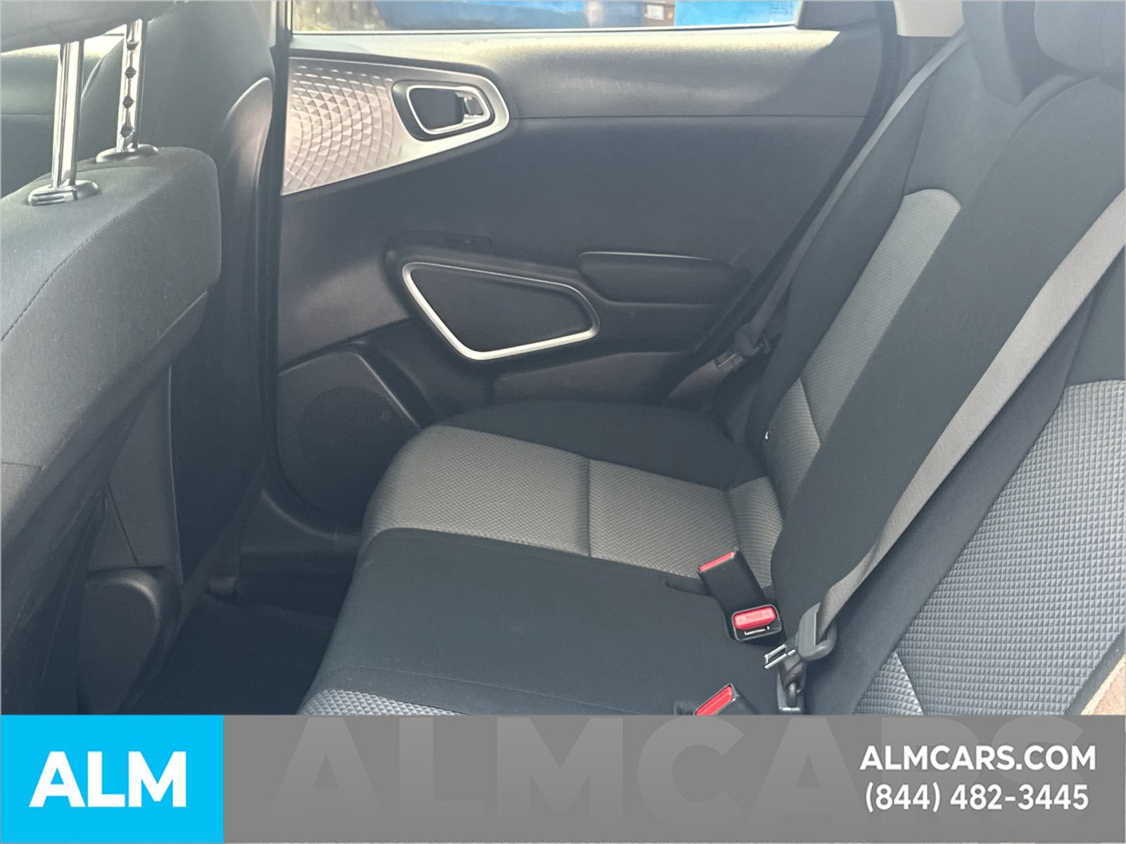 Used 2025 Kia Soul LX w/ LX Technology Package FWD image 22