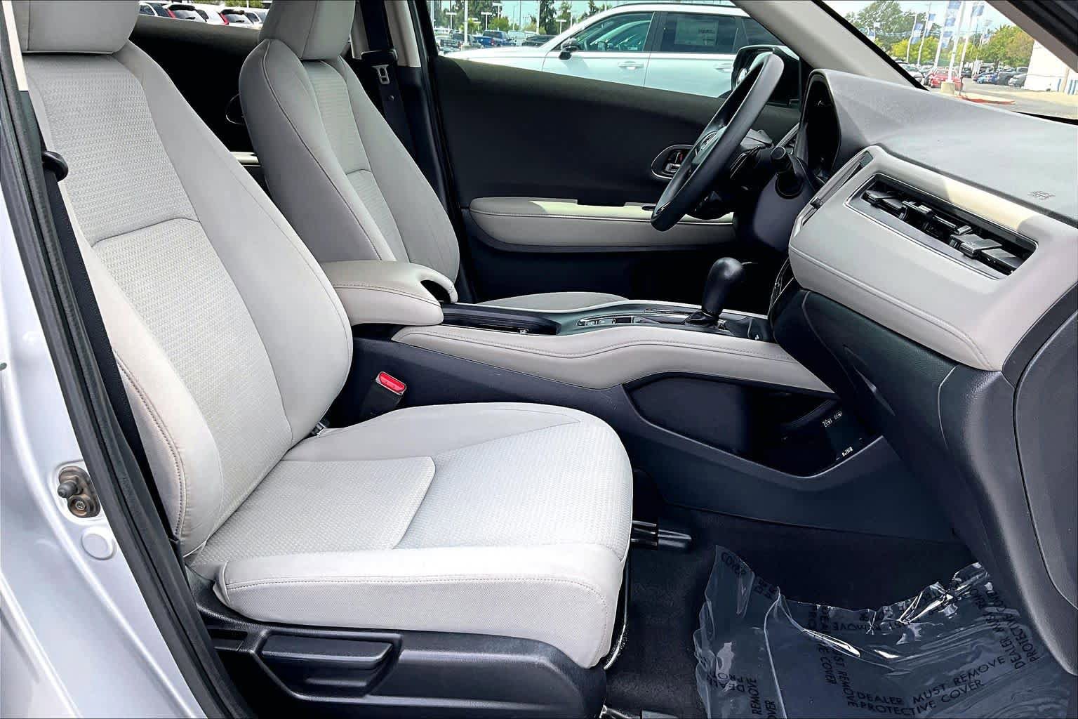 Used 2020 Honda HR-V EX image 8