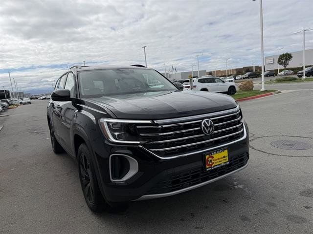 New 2026 Volkswagen Atlas SE image 8