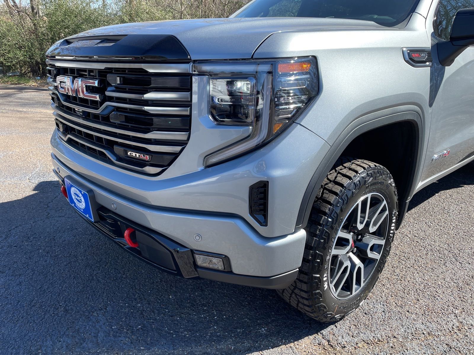 New 2026 GMC Sierra 1500 AT4 w/ AT4 Premium Package image 9