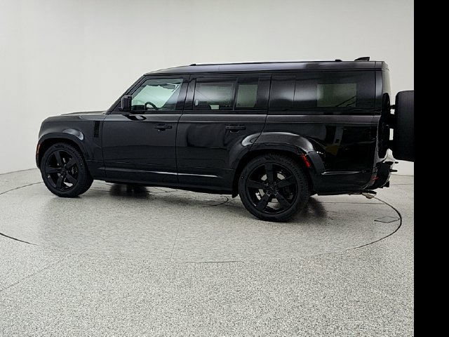New 2026 Land Rover Defender 130 V8 AWD/4WD image 7