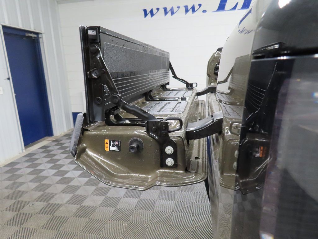 Used 2025 GMC Hummer EV 2X AWD/4WD image 41
