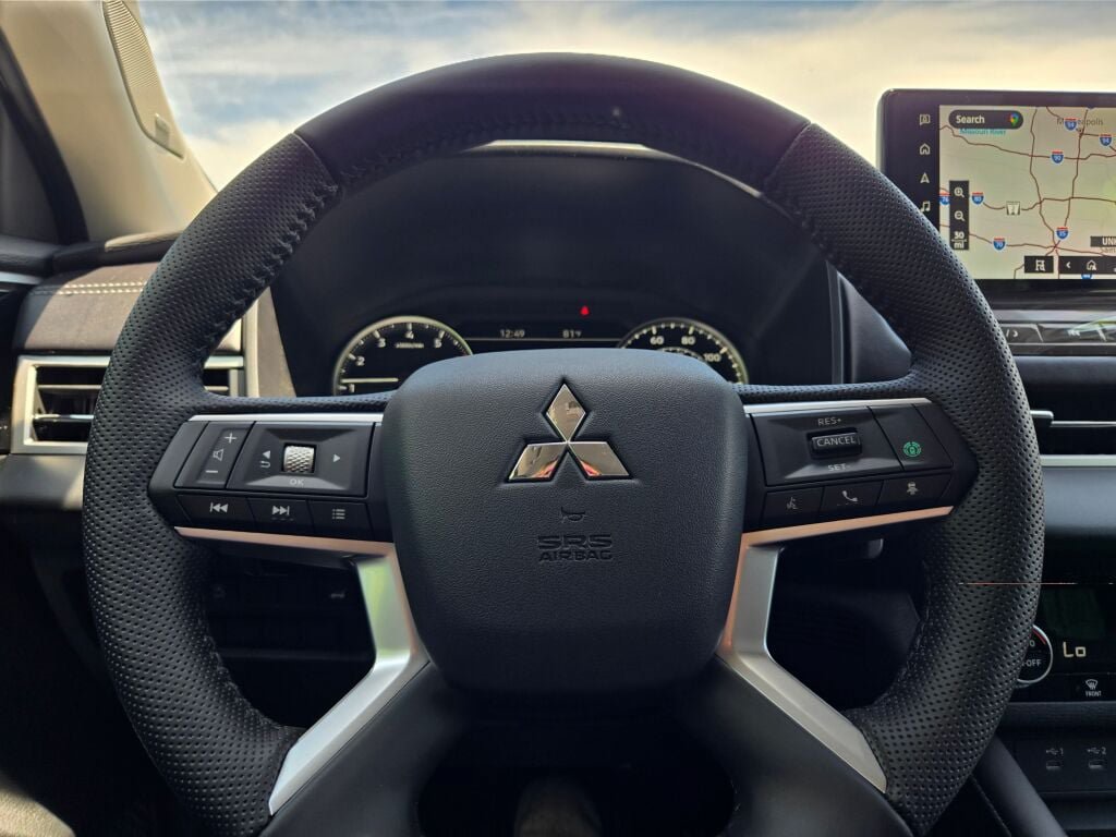 New 2026 Mitsubishi Outlander SE AWD/4WD image 28