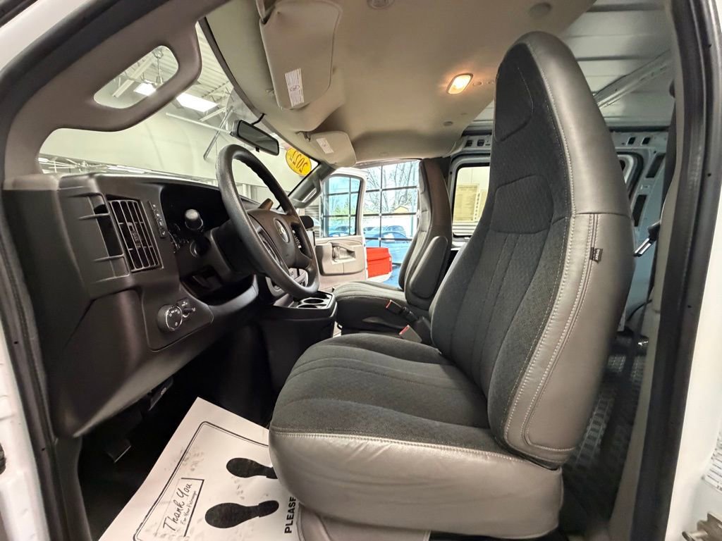 Used 2022 Chevrolet Express 2500 w/ Driver Convenience Package image 40
