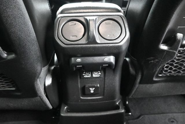 Used 2021 Jeep Wrangler Unlimited Rubicon AWD/4WD image 15