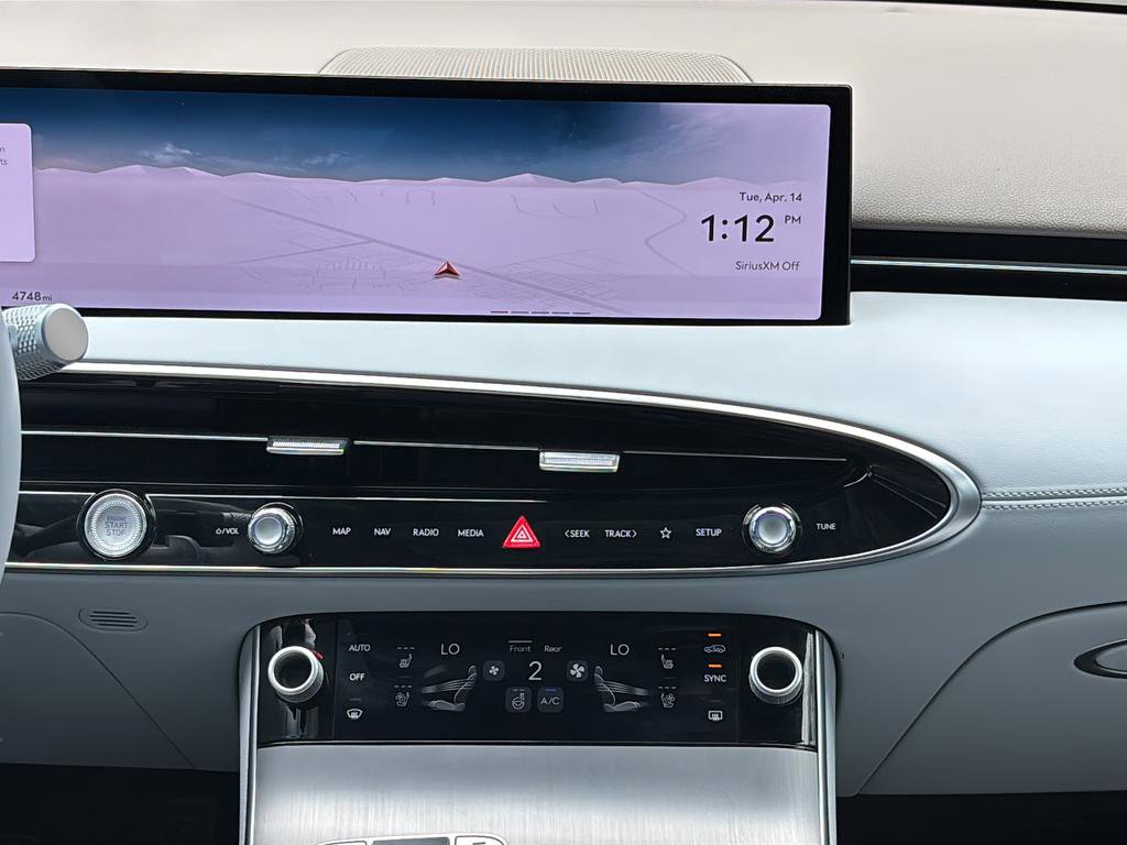 Certified 2026 Genesis GV70 2.5T Advanced AWD/4WD image 24
