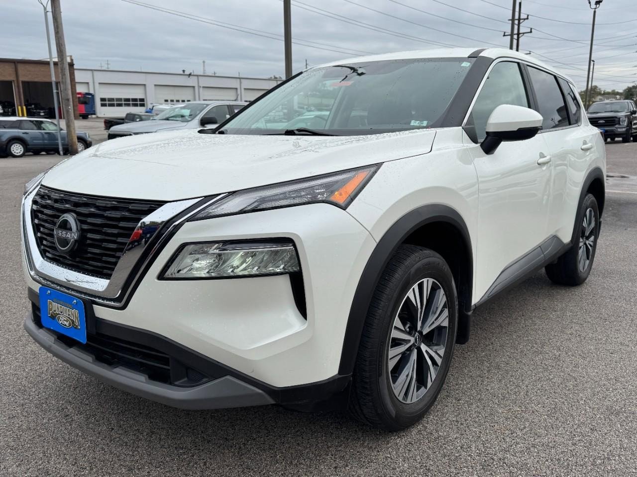 Used 2023 Nissan Rogue SV image 8