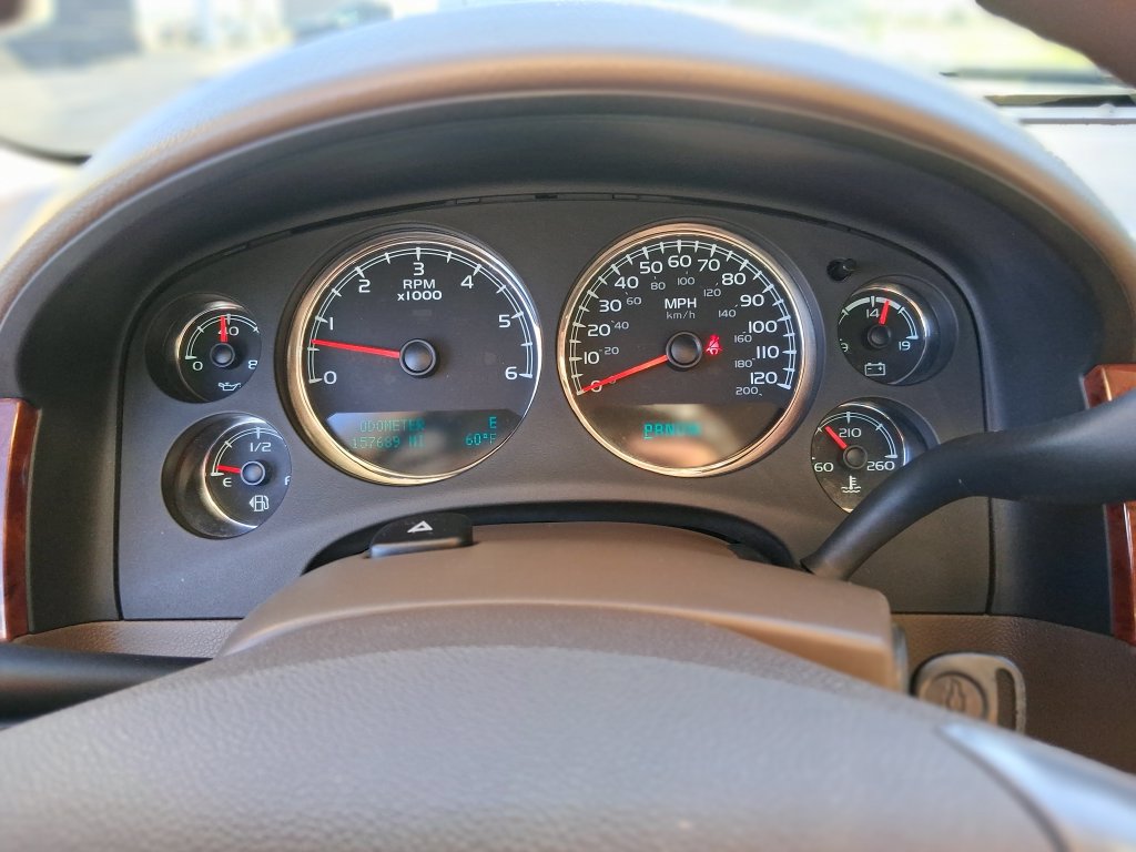 Used 2012 Chevrolet Avalanche LTZ AWD/4WD image 30