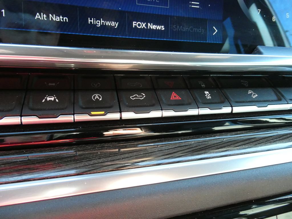 Certified 2025 Chevrolet Silverado 1500 LT Trail Boss w/ Convenience Package II AWD/4WD image 31