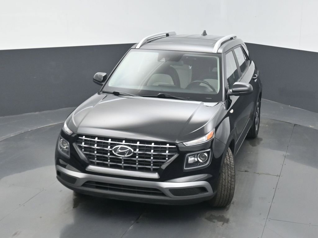 Used 2022 Hyundai Venue SEL image 40
