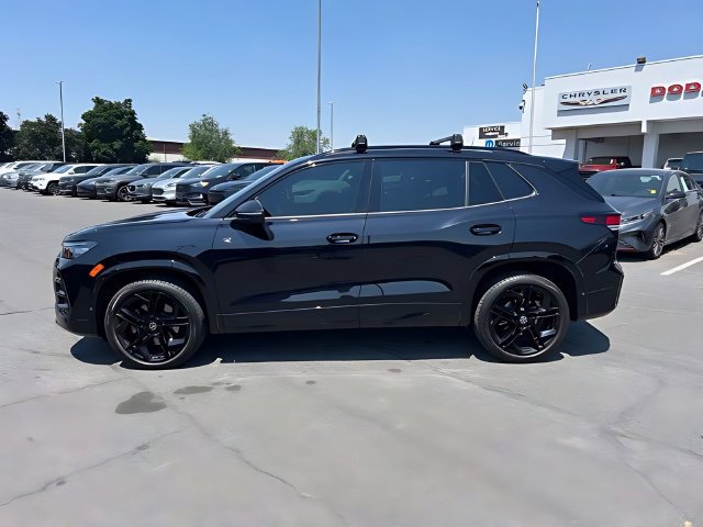 Used 2025 Volkswagen Tiguan SE R-Line AWD/4WD image 2
