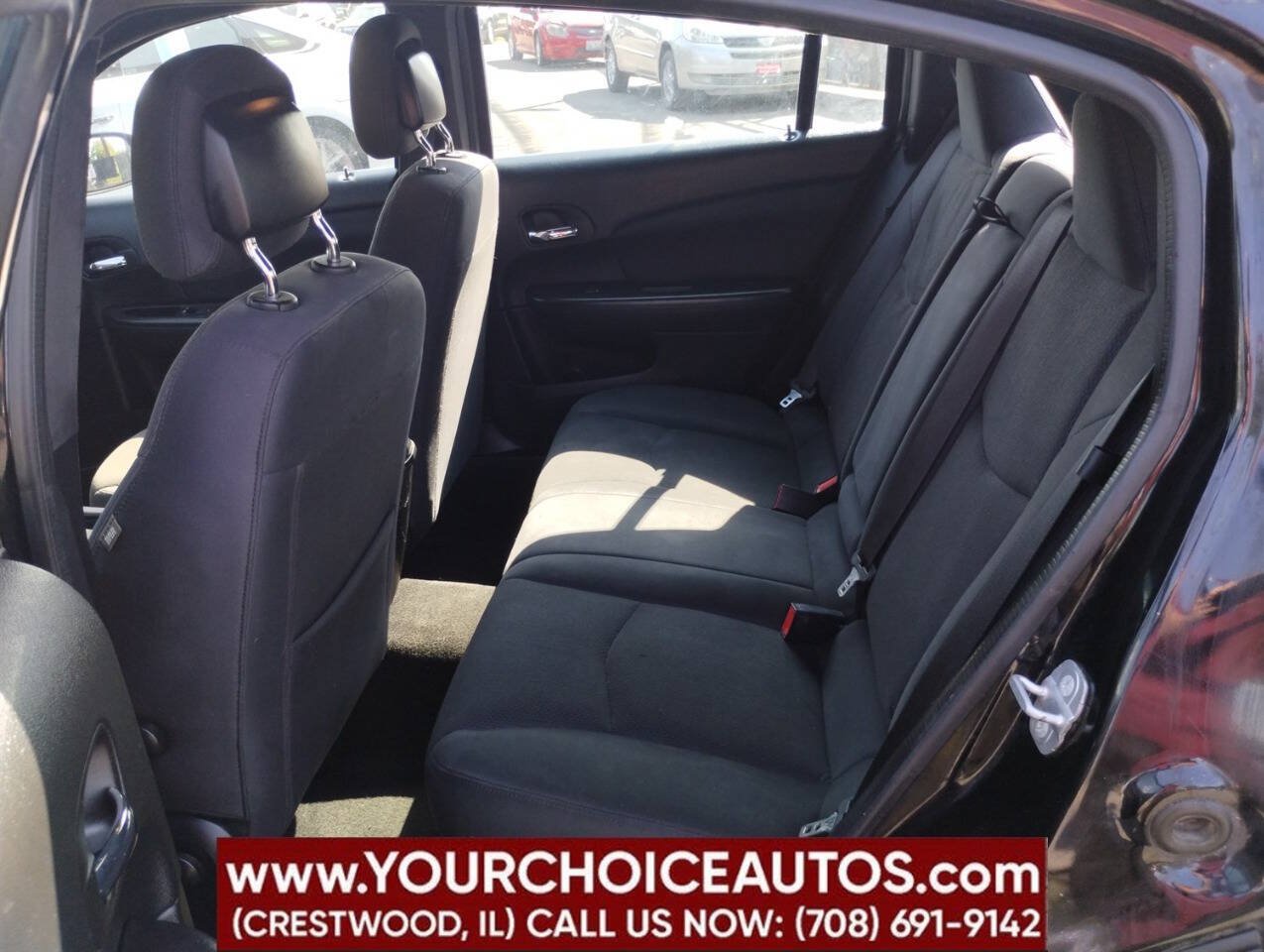 Used 2014 Chrysler 200 LX FWD image 17