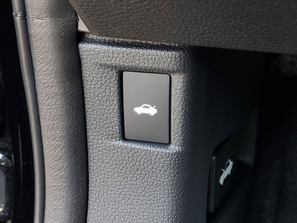New 2026 Honda Accord LX image 9