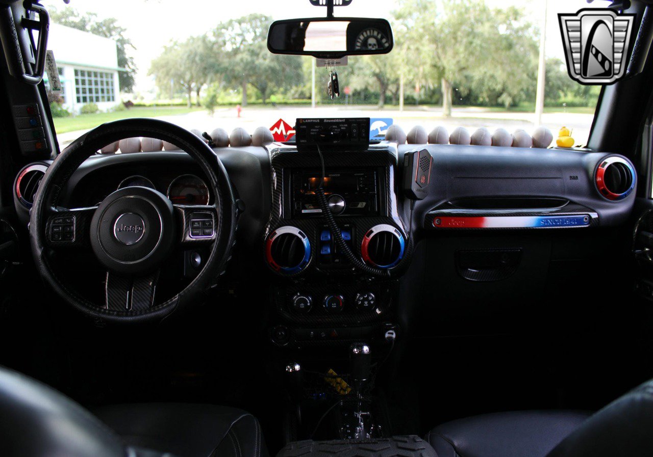 Used 2015 Jeep Wrangler Unlimited Sport w/ Quick Order Package 24S image 24