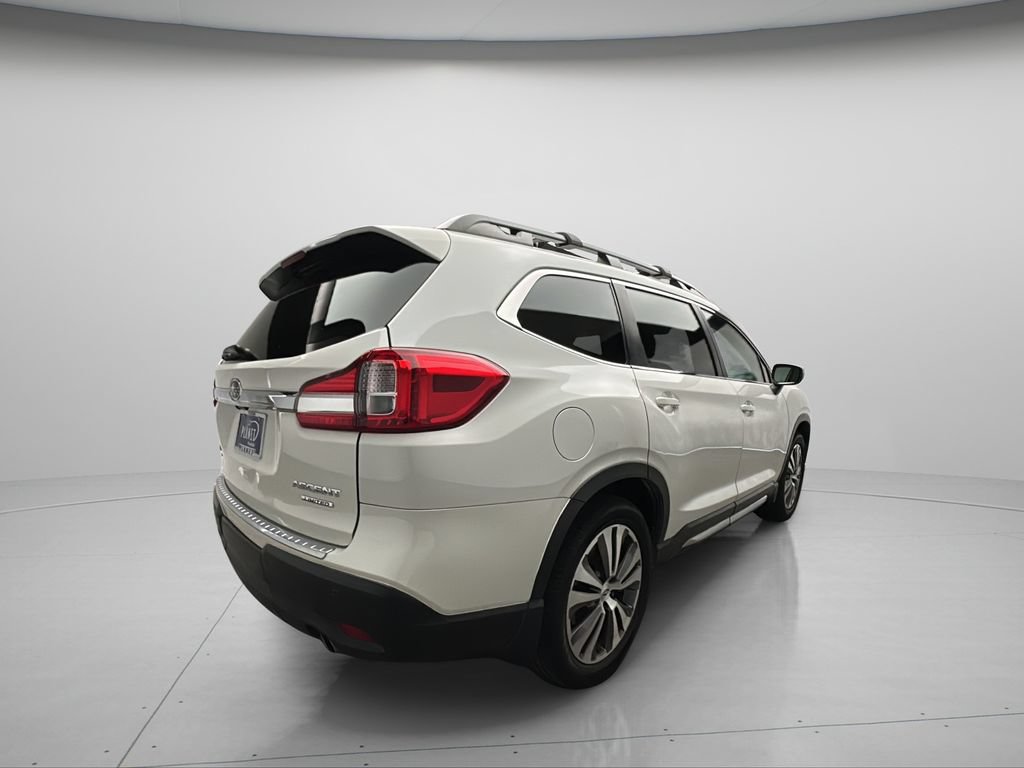 Used 2022 Subaru Ascent Limited w/ Technology Package AWD/4WD image 6
