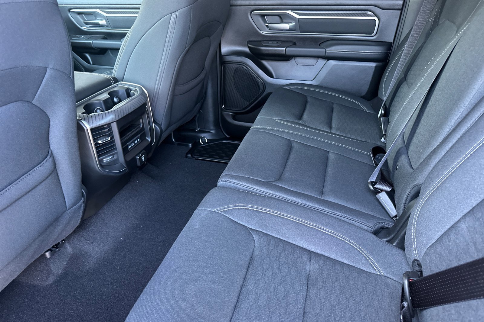 New 2026 RAM 1500 4x4 Crew Cab image 11