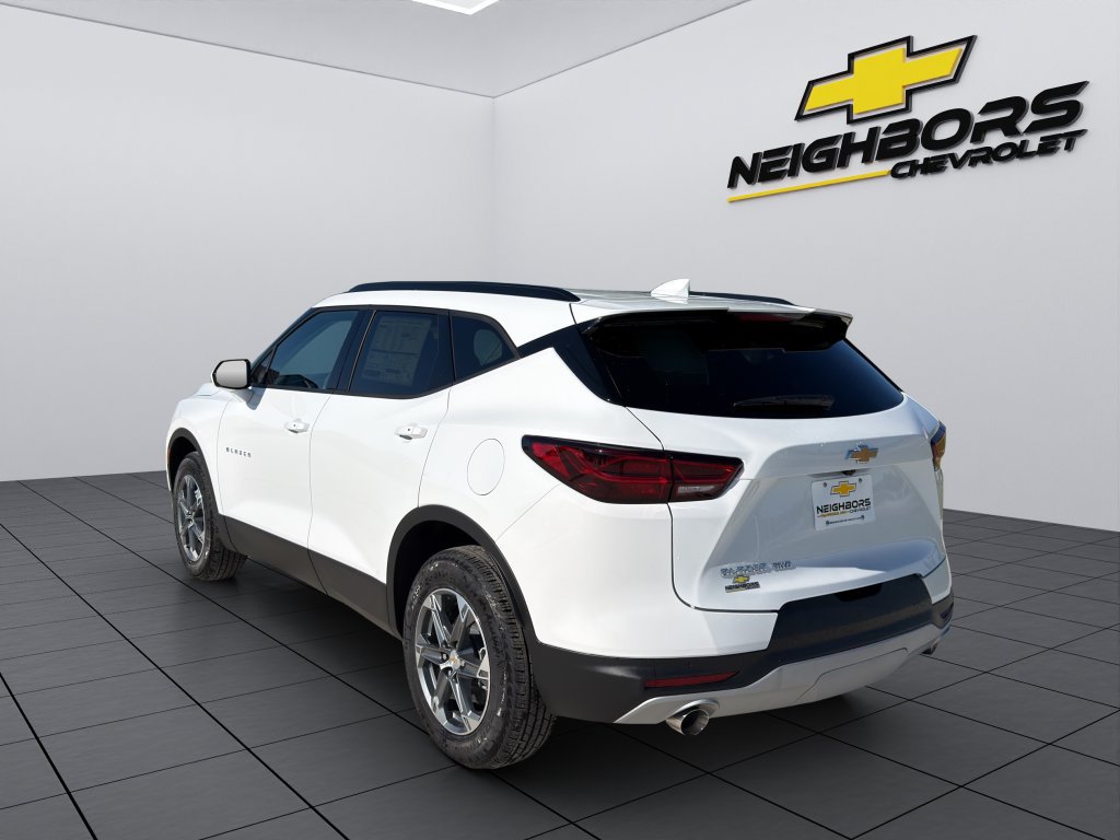 New 2026 Chevrolet Blazer LT w/ Convenience Package AWD/4WD image 4