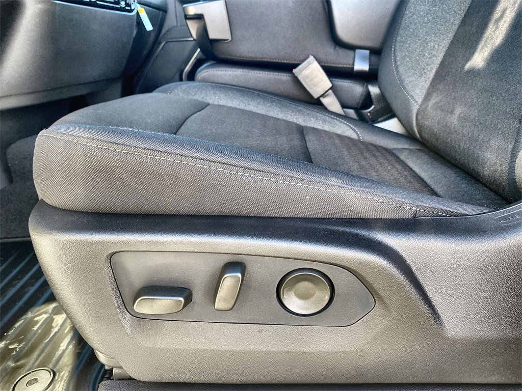 New 2026 GMC Sierra 1500 Elevation image 32