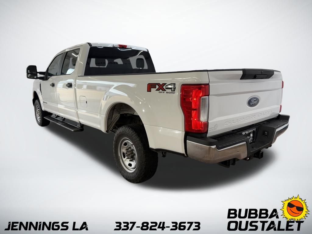 Used 2018 Ford F250 XL w/ Power Equipment Group image 3
