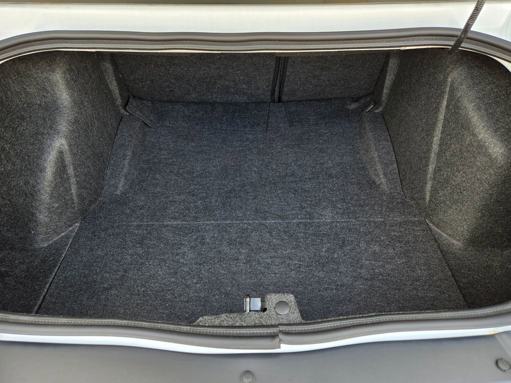 Used 2023 Dodge Challenger R/T w/ Blacktop Package image 30