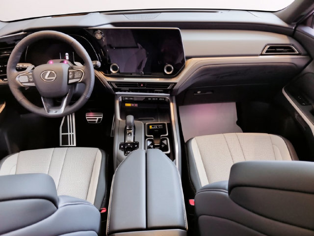 New 2026 Lexus TX 500h AWD w/ Technology Package image 28