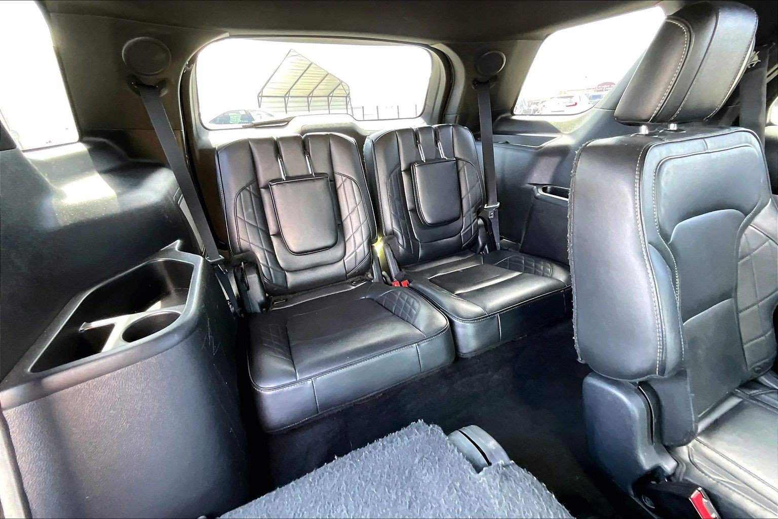 Used 2017 Ford Explorer Platinum AWD/4WD image 29
