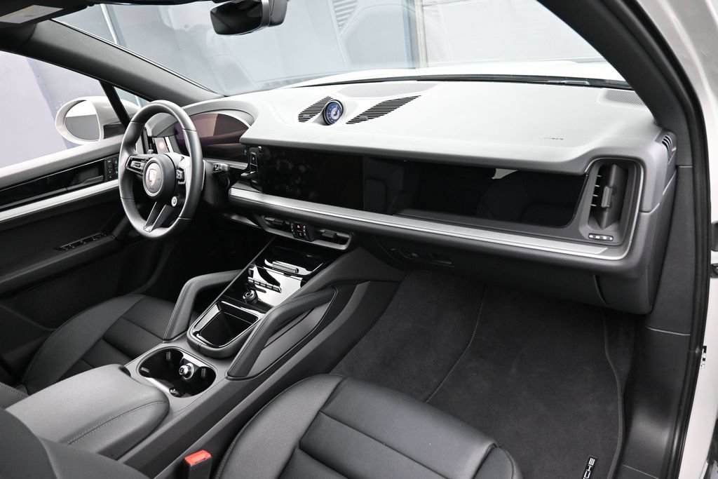 Certified 2026 Porsche Cayenne E-Hybrid AWD/4WD image 31