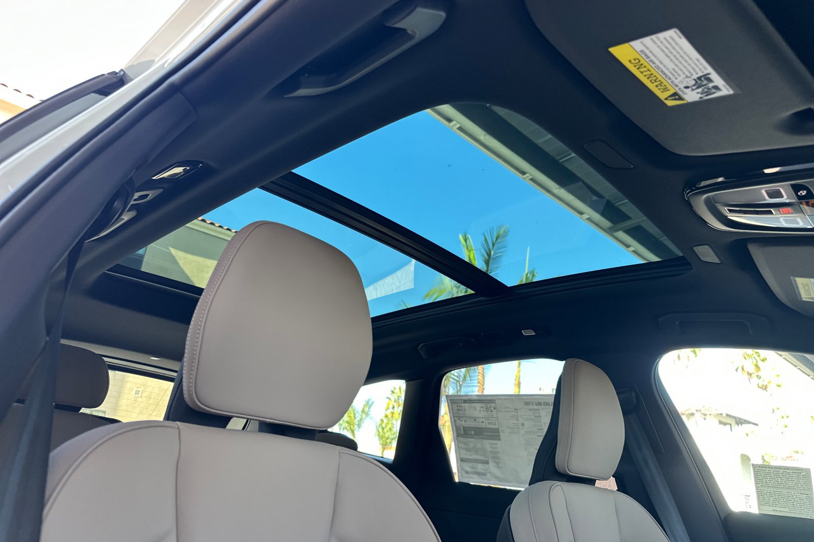 New 2026 Volvo XC60 B5 Plus w/ Climate Package image 14