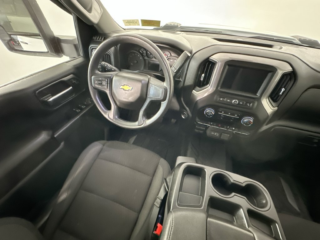 Used 2026 Chevrolet Silverado 2500 Custom AWD/4WD image 9