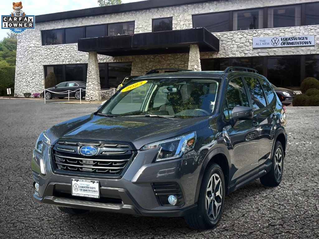 Used 2023 Subaru Forester Premium AWD/4WD image 2