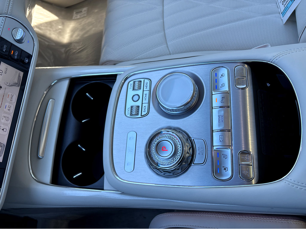 New 2025 Genesis G90 3.5T image 13